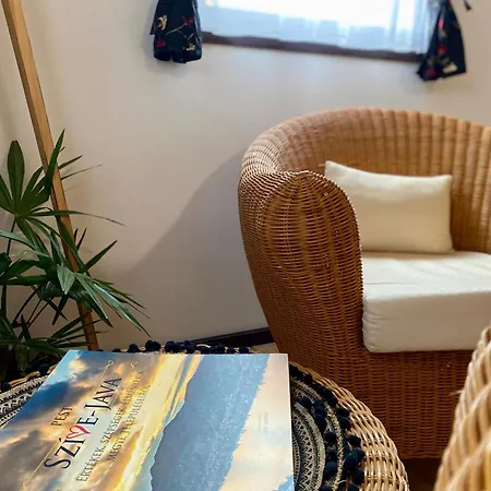 Appartement Szegfű33 *